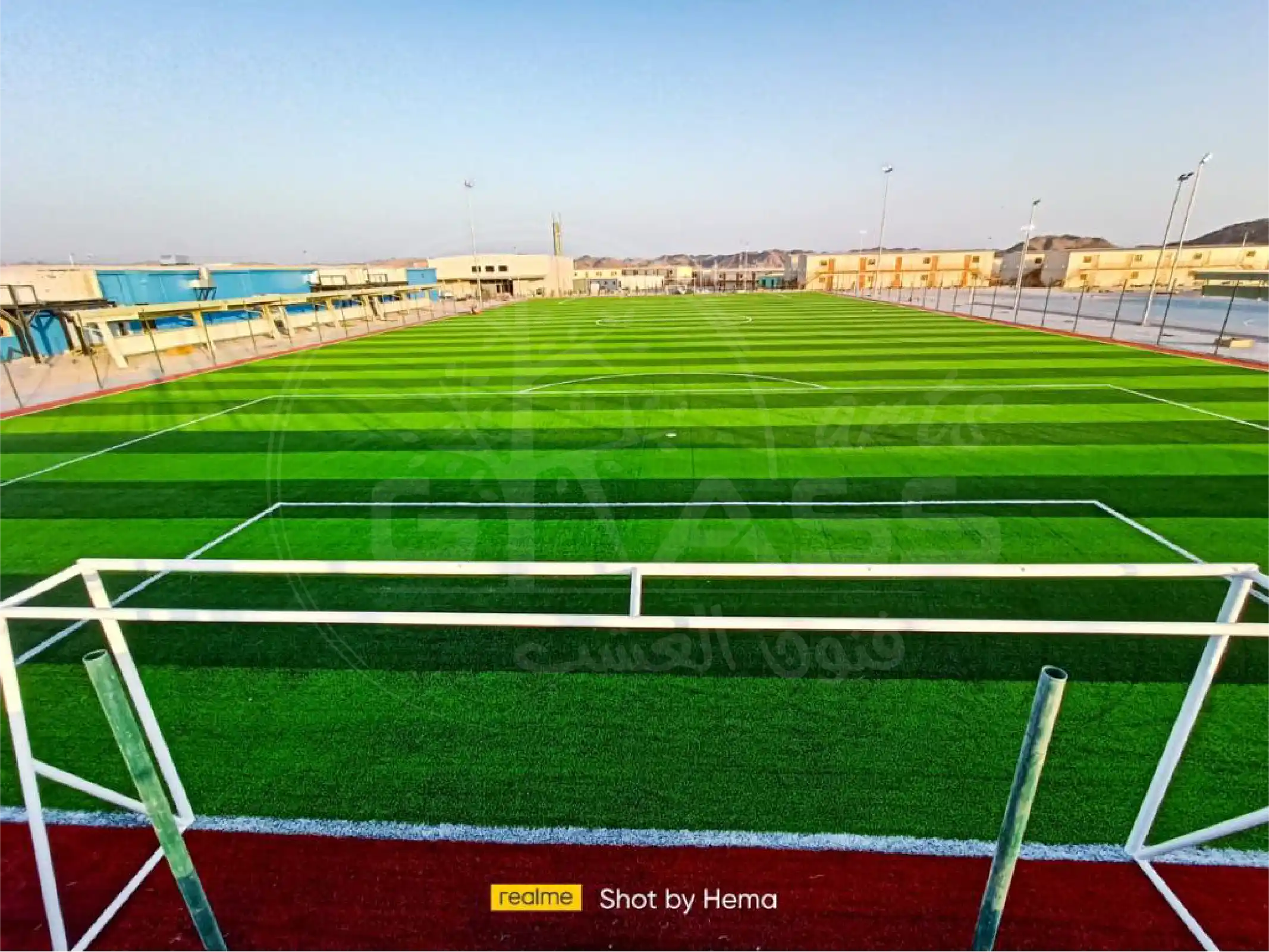 - تجهيز واعداد الملاعب جميع انواع الملاعب الرياضية : * ملعب كرة قدم * ملاعب بادل بانوراما * ملاعب بادبول * ملاعب تنس * ملاعب كرة سله * ملاعب كرة طائره ملاعب كرة يد تراكات الملاعب مضمار الجري